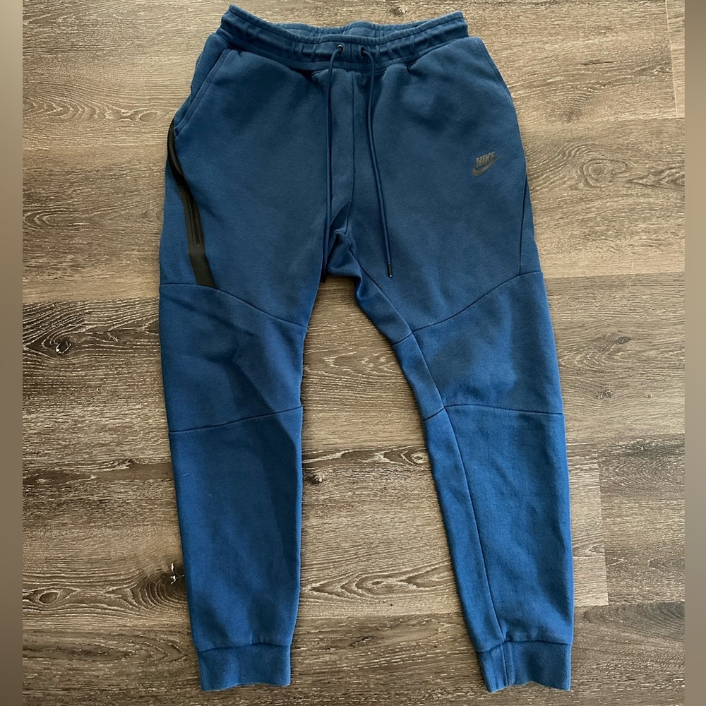 Men’s Nike Tech Fleece Joggers